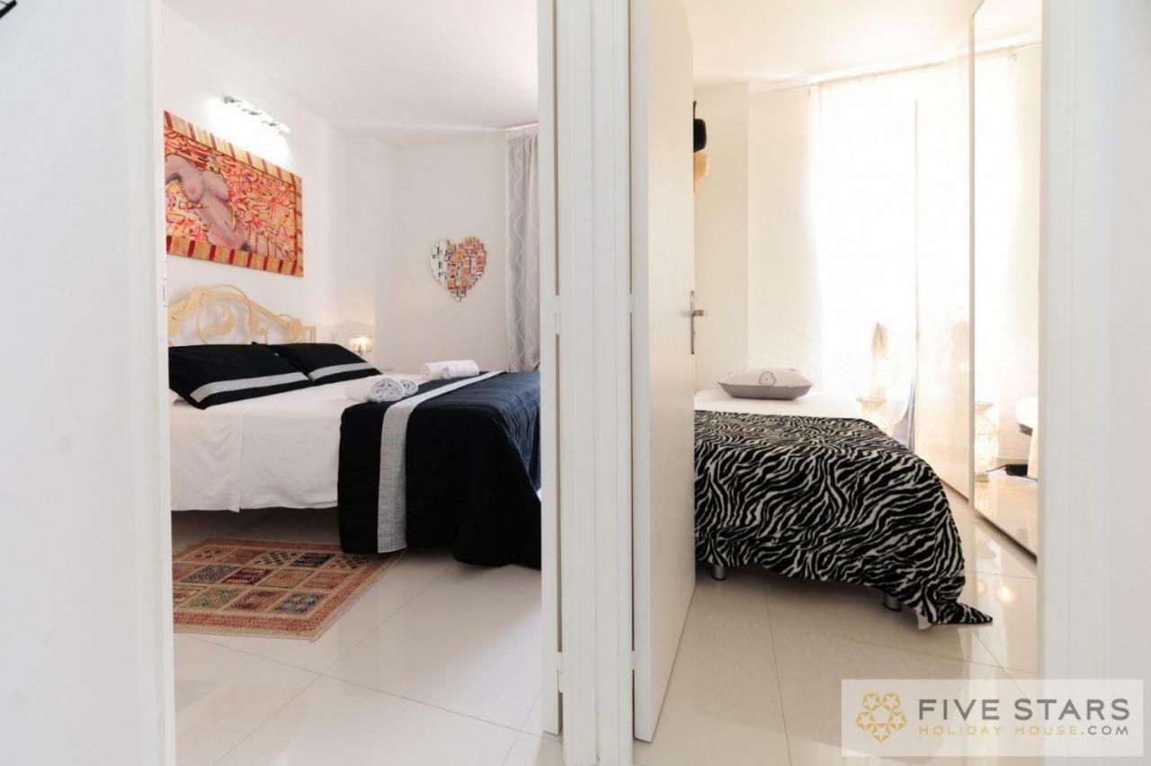 Mini Suite Bijou - Five Stars Holiday House นีซ ภายนอก รูปภาพ